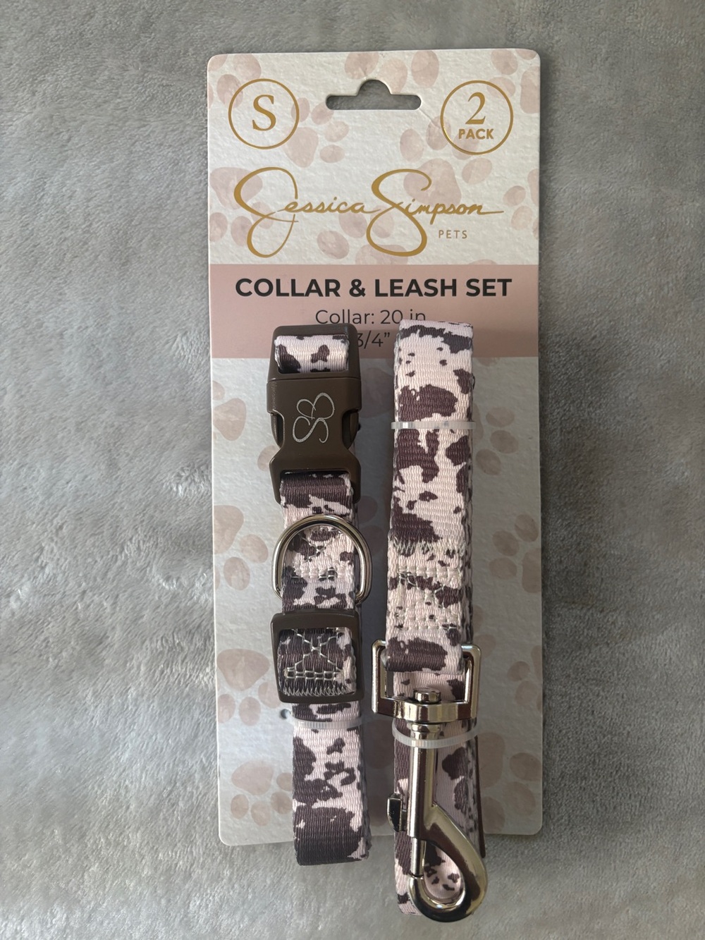 (New) Jessica Simpson 2 Piece Collar & Leash Set. Pink and Cow Print.